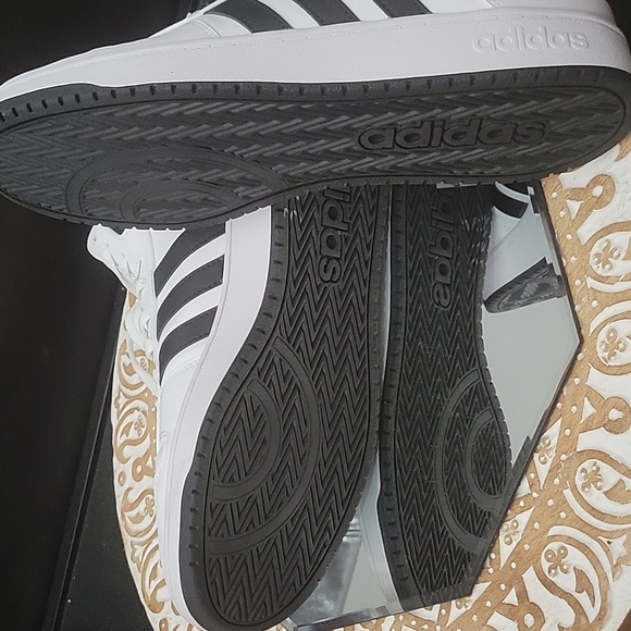 Adidas| Hoops 2.0 Mens Mid Basketball Sneakers Size 10 - Picture 6 of 10